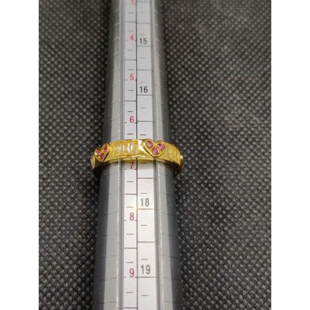 Gold Tone Rhinestone Fashion Ring